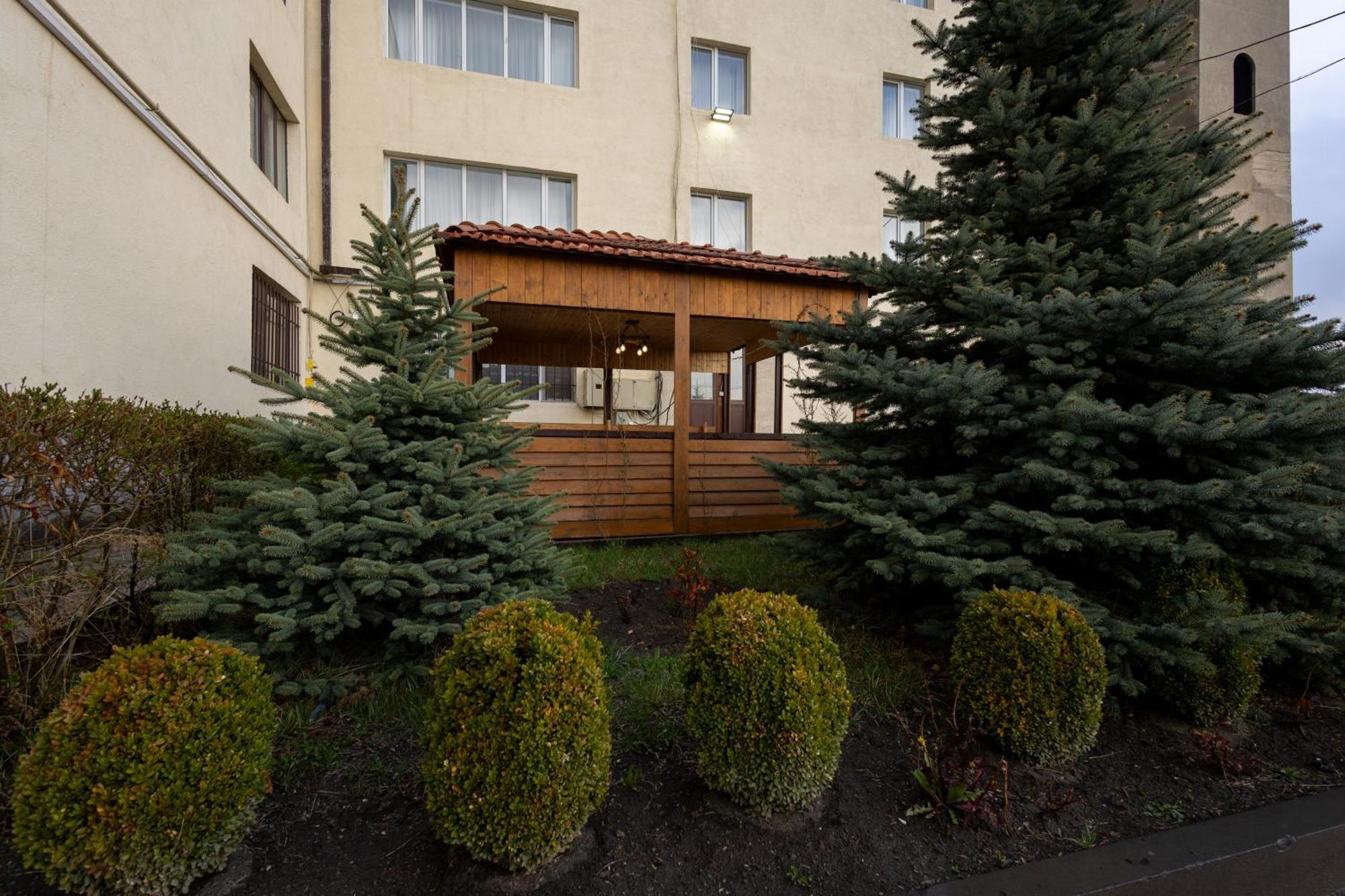 Gyumri Hotel Екстериор снимка