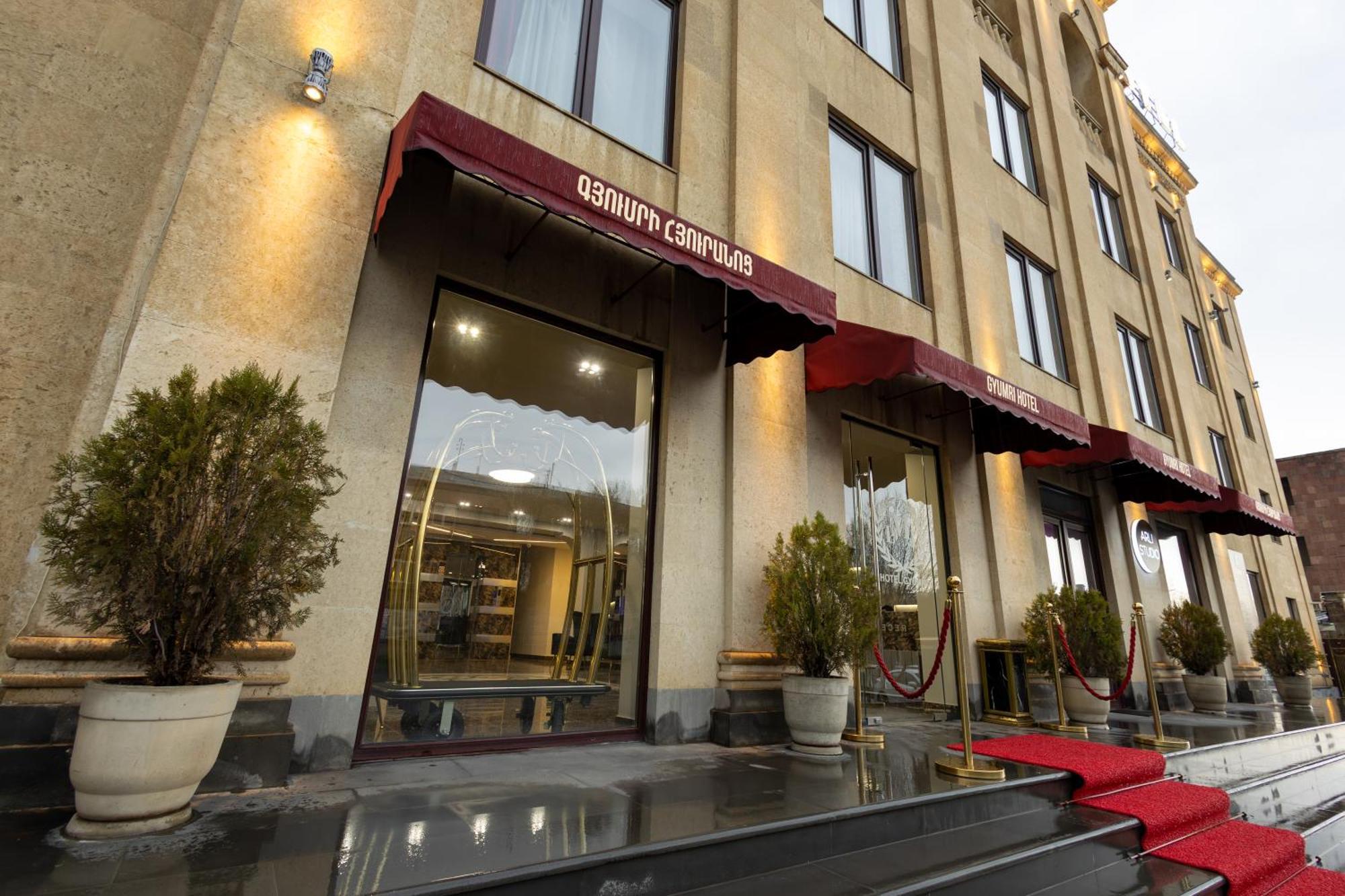 Gyumri Hotel Екстериор снимка