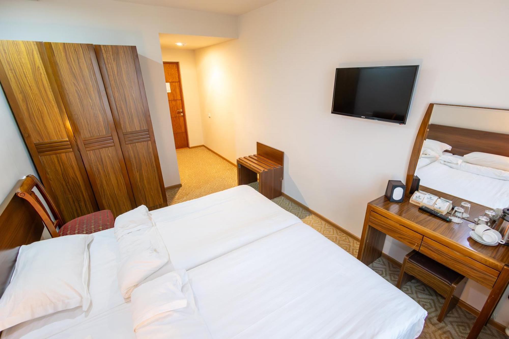 Gyumri Hotel Екстериор снимка