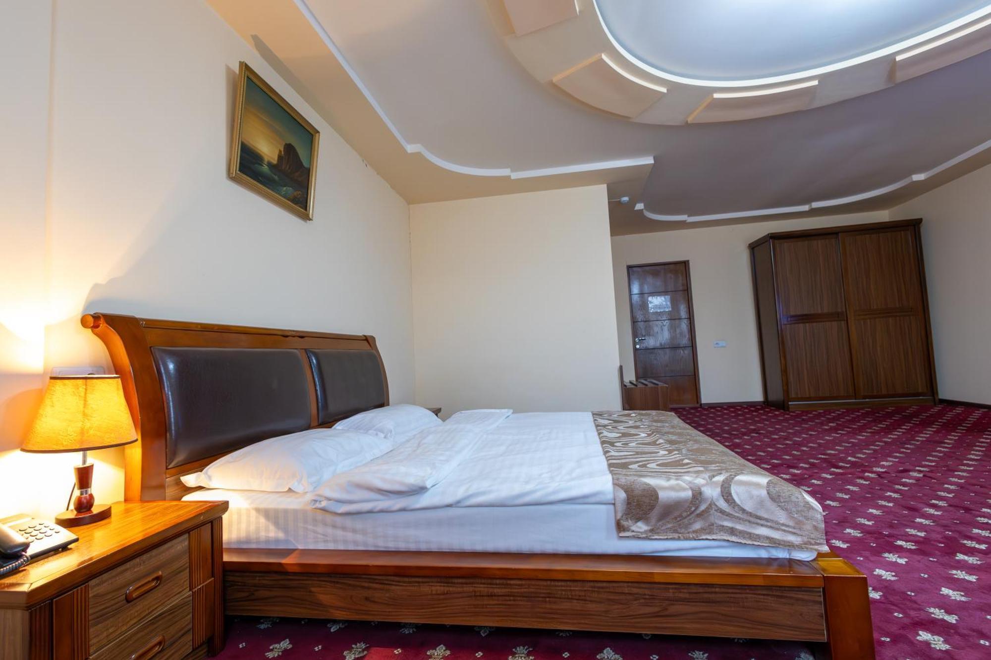 Gyumri Hotel Екстериор снимка