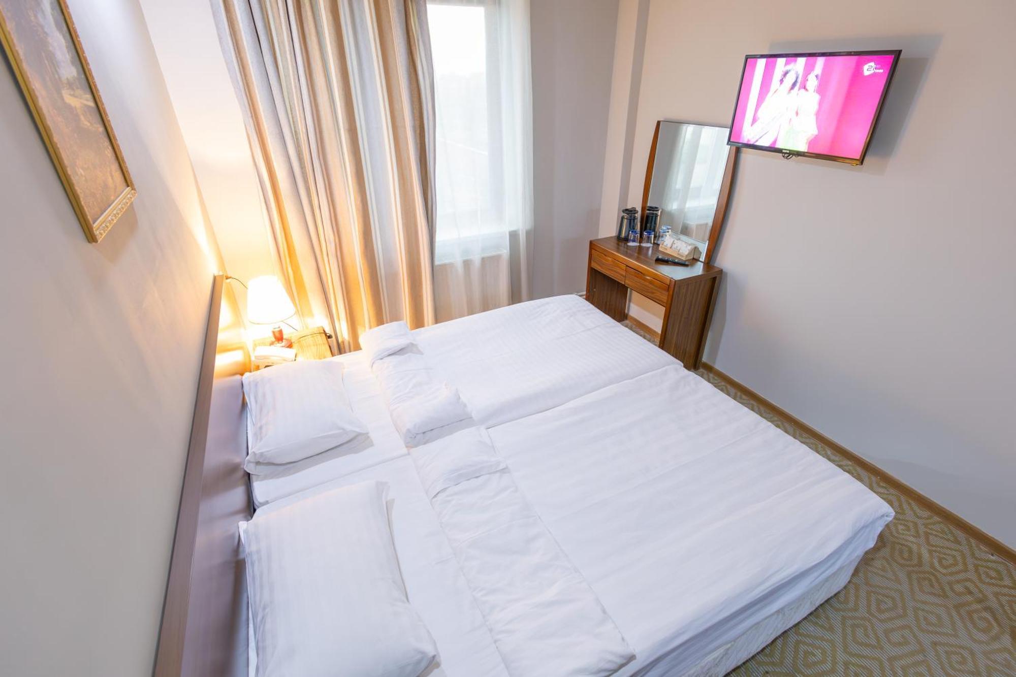 Gyumri Hotel Екстериор снимка