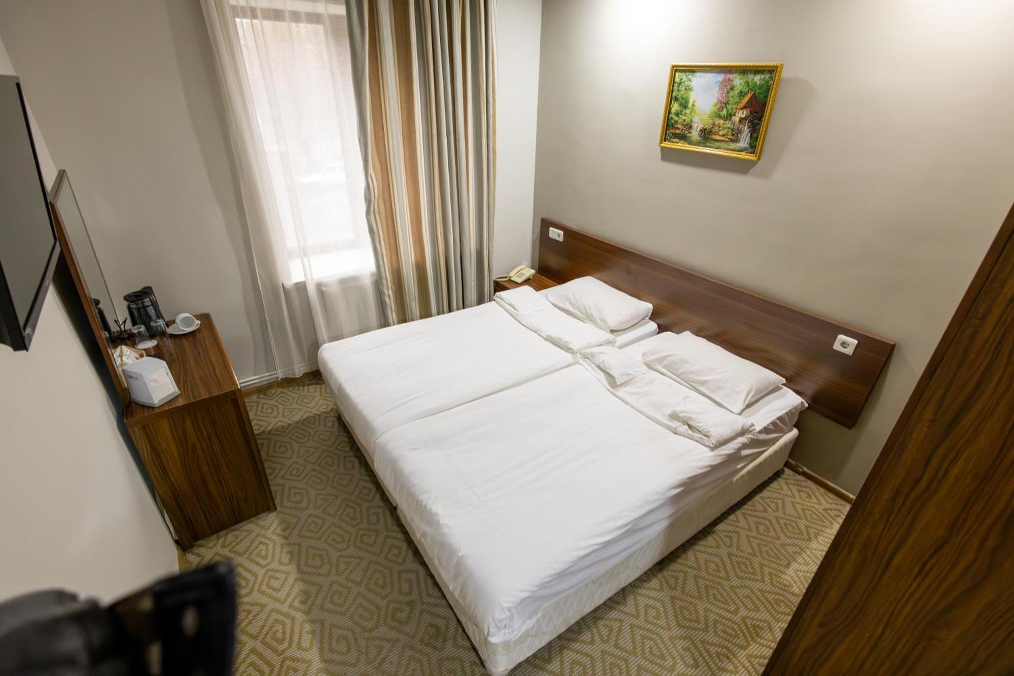 Gyumri Hotel Екстериор снимка