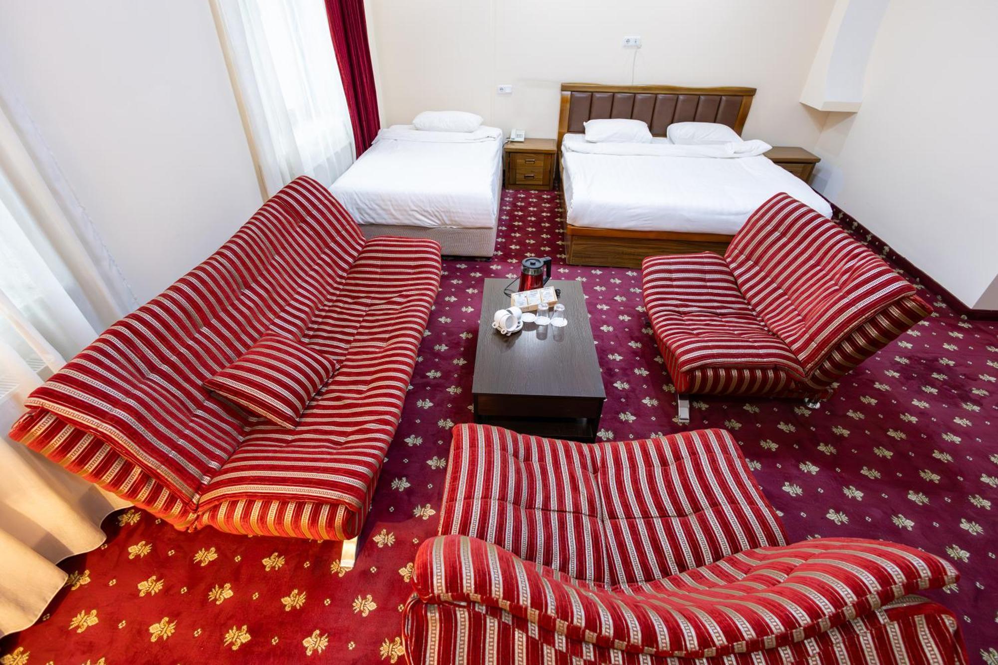 Gyumri Hotel Екстериор снимка